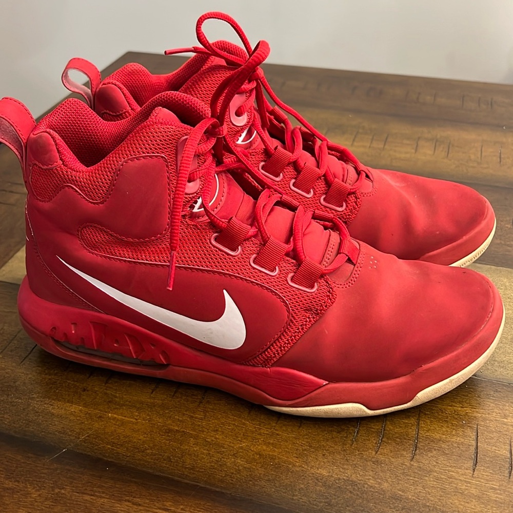 Men’s Red Nike Air Size 10.5
